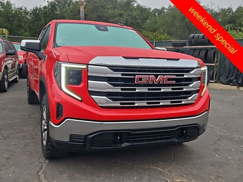 Used 2023 GMC Sierra 1500 SLE w/ X31 Off-Road Package image 1