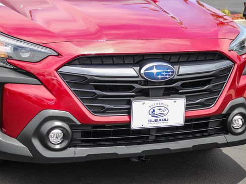 Certified 2025 Subaru Outback Premium AWD/4WD image 11