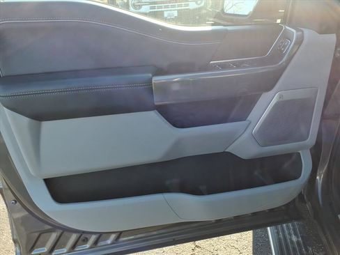 Used 2023 Ford F150 Limited image 24