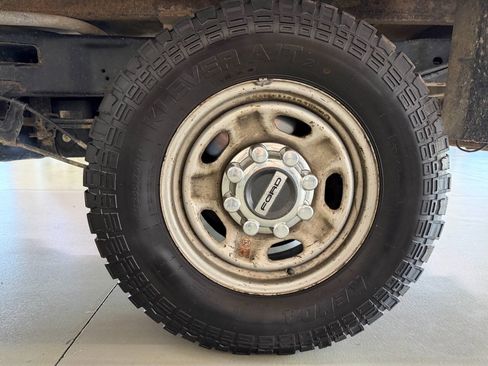 Used 2019 Ford F250 XL w/ Power Equipment Group AWD/4WD image 27