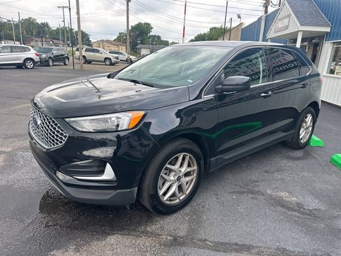 Used 2024 Ford Edge SEL AWD/4WD image 3
