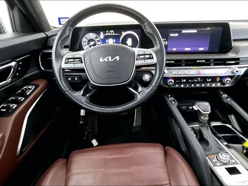 Used 2023 Kia Telluride SX Prestige image 8