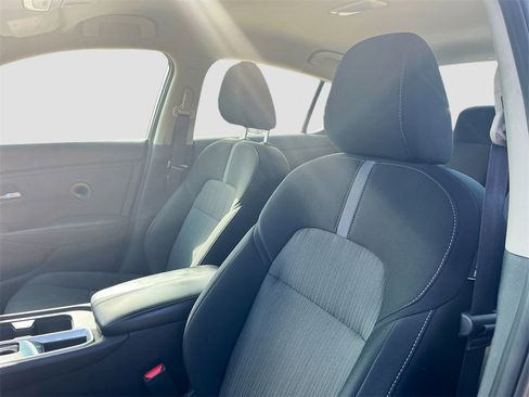 Used 2023 Nissan Sentra SV image 19