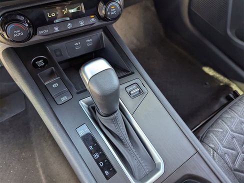 New 2026 Nissan Kicks SV image 23