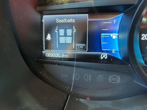 Used 2022 Ford Edge SE image 12