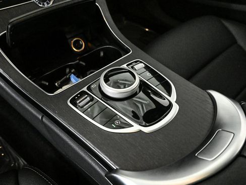 Used 2021 Mercedes-Benz C 300 4MATIC Sedan image 13