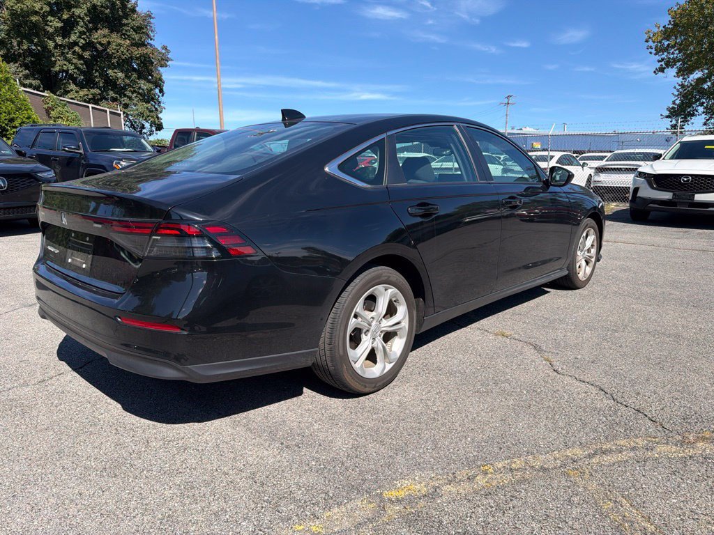 Used 2024 Honda Accord LX image 7