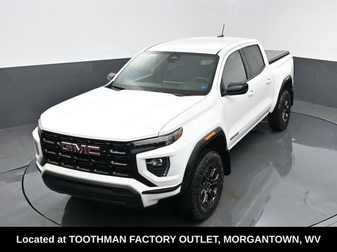 Used 2025 GMC Canyon Elevation image 19