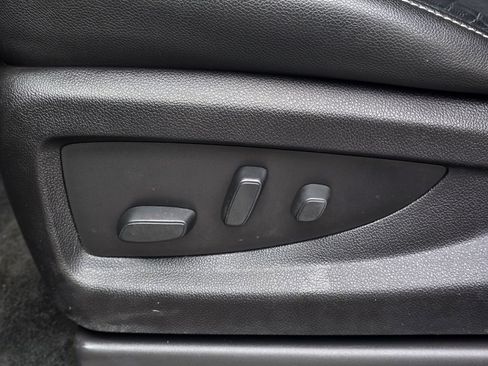 Used 2018 GMC Sierra 1500 SLT AWD/4WD image 23