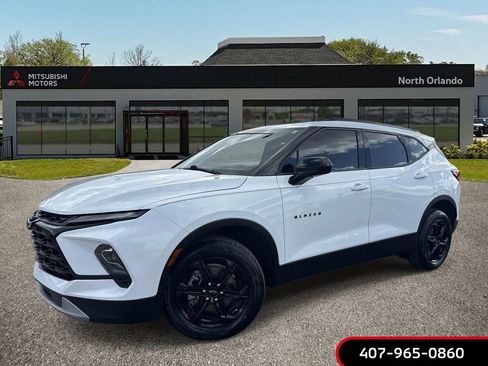 Used 2024 Chevrolet Blazer LT w/ Convenience Package FWD image 1