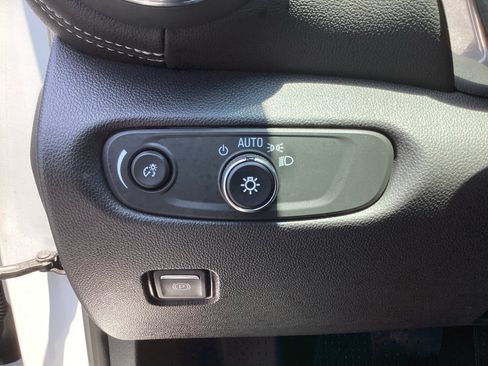 Used 2024 Chevrolet Blazer LT w/ Convenience Package FWD image 26