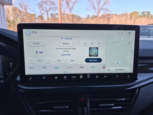 Certified 2025 Ford Escape ST-Line w/ Tech Pack #1 image 33