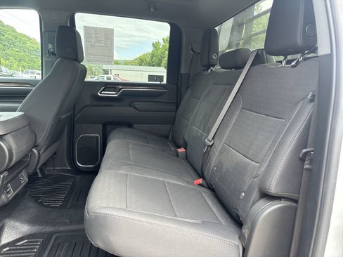 Used 2024 Chevrolet Silverado 3500 LT AWD/4WD image 24
