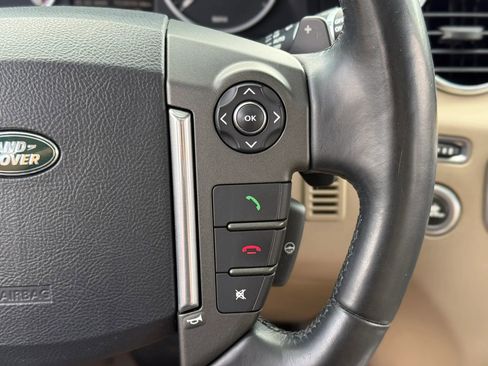 Used 2016 Land Rover LR4 HSE LUX image 19