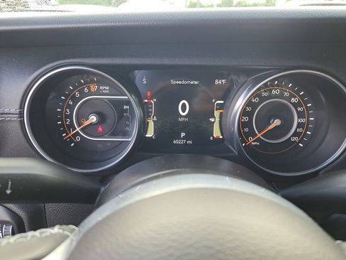 Used 2021 Jeep Gladiator Overland w/ Popular Equipment Package image 18