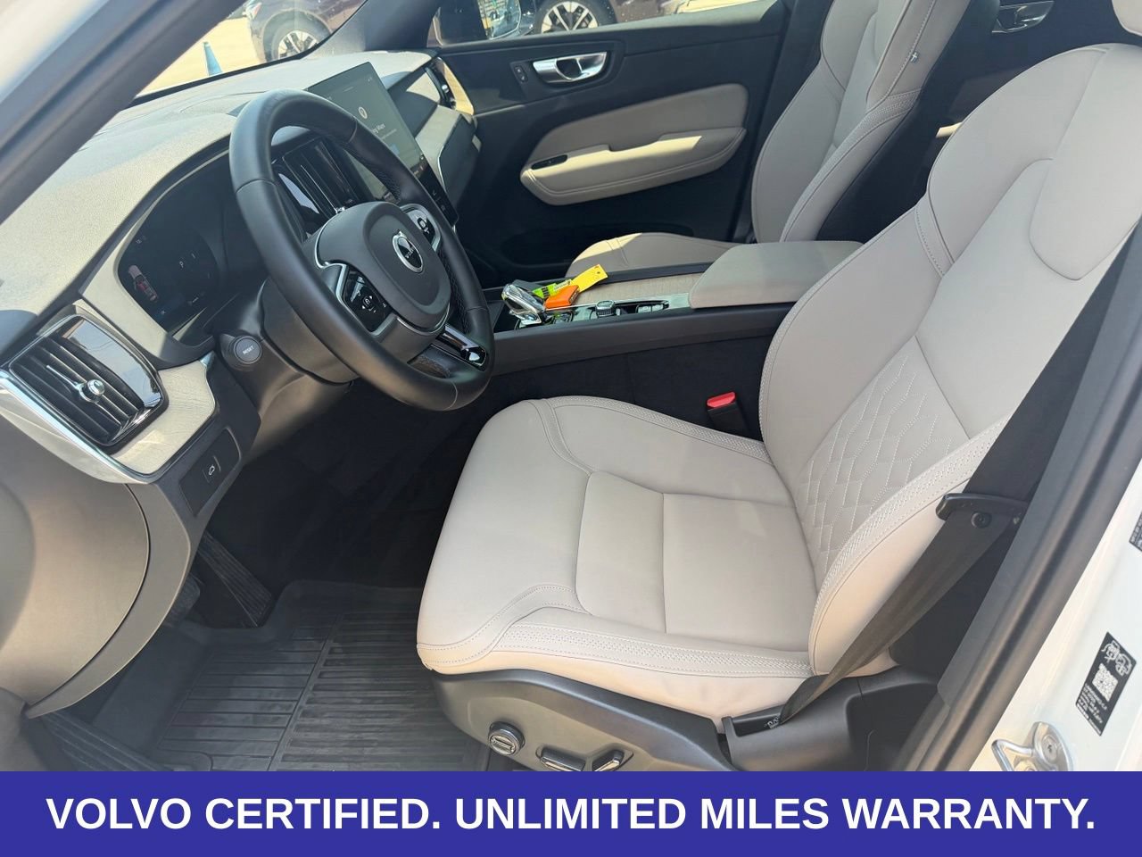 Certified 2026 Volvo XC60 B5 Plus AWD/4WD image 25