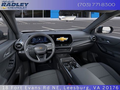 New 2026 Chevrolet Equinox LT w/ Convenience Package II image 17