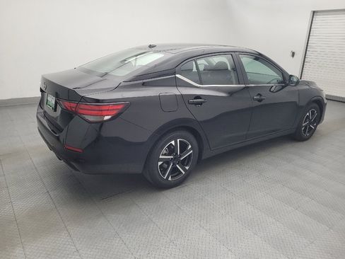Used 2025 Nissan Sentra SV FWD image 10