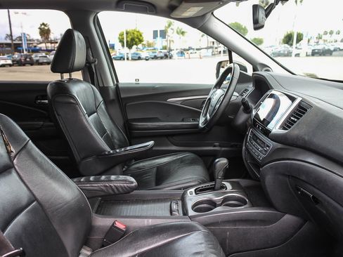 Used 2017 Honda Pilot EX-L image 18