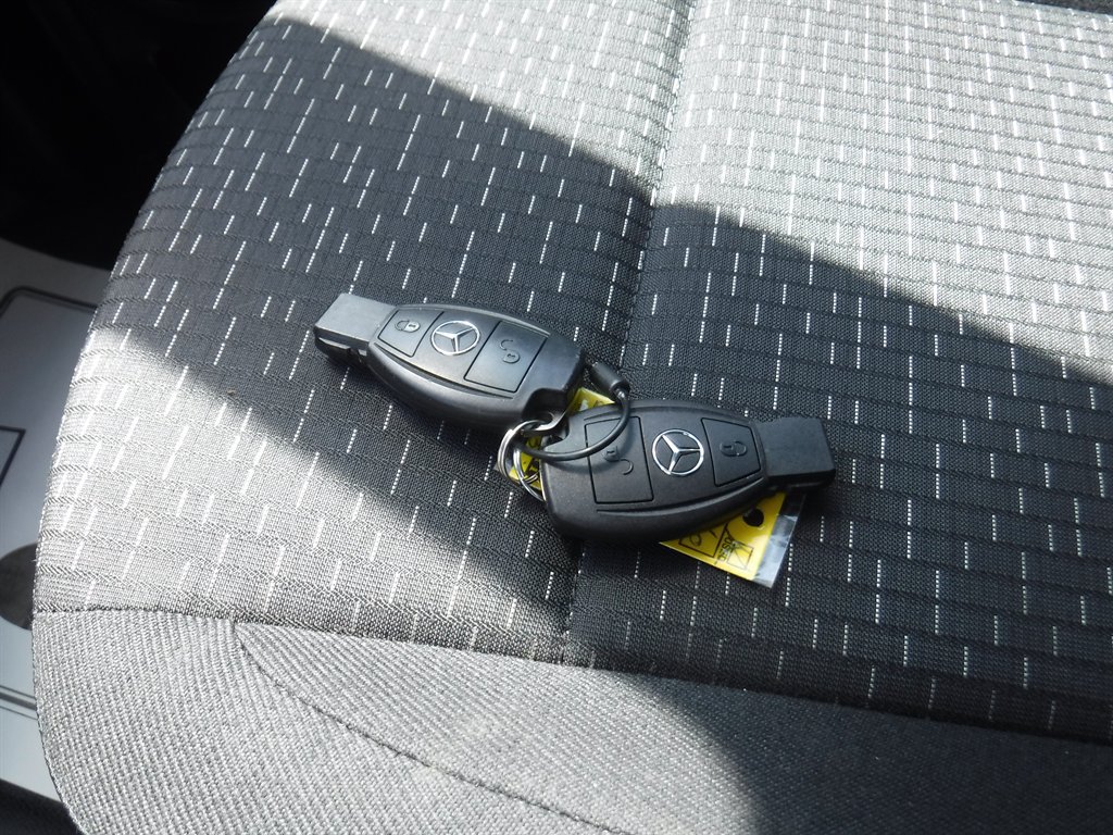 Used 2023 Mercedes-Benz Metris image 18