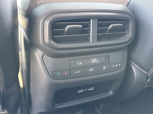 Certified 2023 Honda Pilot EX-L image 15