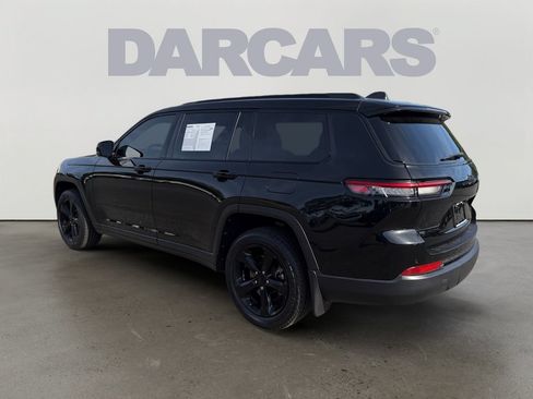 Used 2022 Jeep Grand Cherokee L Laredo AWD/4WD image 5
