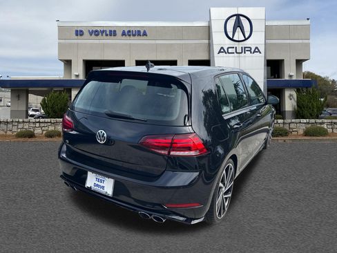 Used 2018 Volkswagen Golf R 4-Door AWD/4WD image 4