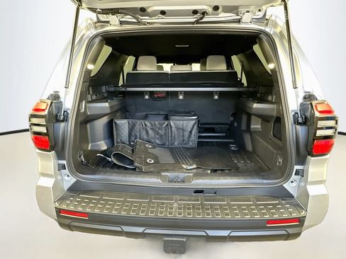 Used 2026 Toyota 4Runner SR5 AWD/4WD image 26