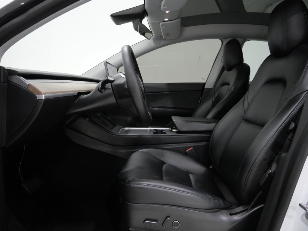 Used 2021 Tesla Model Y Long Range AWD/4WD image 13