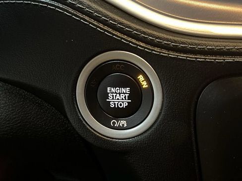 Used 2022 Dodge Charger R/T w/ Plus Group RWD image 16