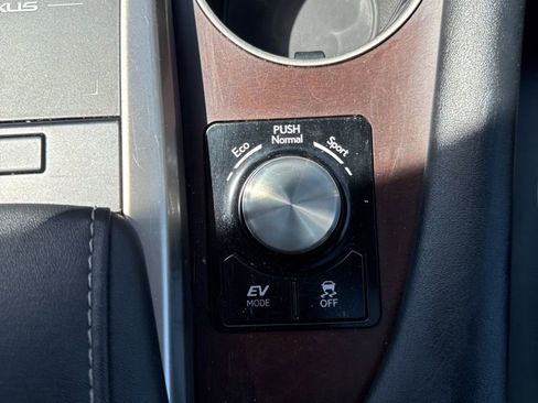 Used 2022 Lexus RX 450h AWD w/ Premium Package image 27