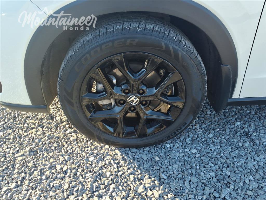 Used 2025 Honda HR-V Sport image 10