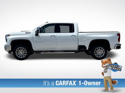 Used 2025 Chevrolet Silverado 2500 LTZ w/ LTZ Convenience Package AWD/4WD image 2