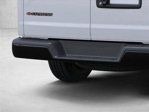 New 2026 Chevrolet Express 2500 RWD image 14