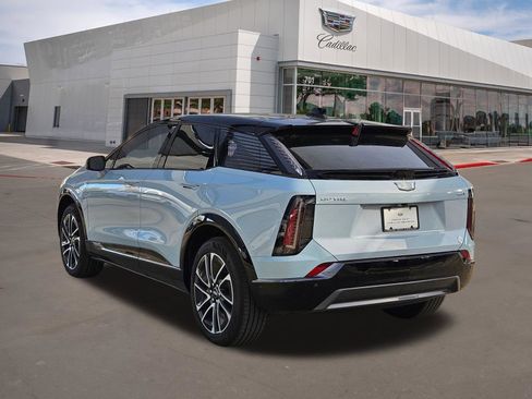 New 2026 Cadillac Optiq Sport 1 w/ LPO, Floor Liner Package image 4