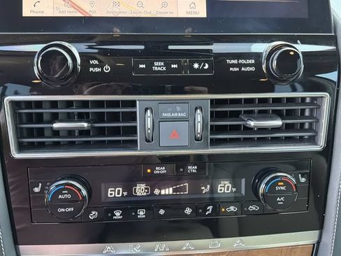 Used 2022 Nissan Armada SL w/ Captain's Chairs Package AWD/4WD image 35