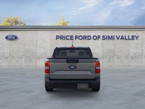 Used 2025 Ford Maverick XL w/ Equipment Group 102A AWD/4WD image 5
