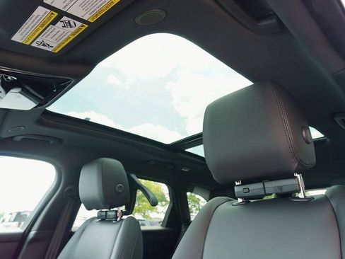 Used 2026 Land Rover Range Rover Velar Dynamic SE image 15