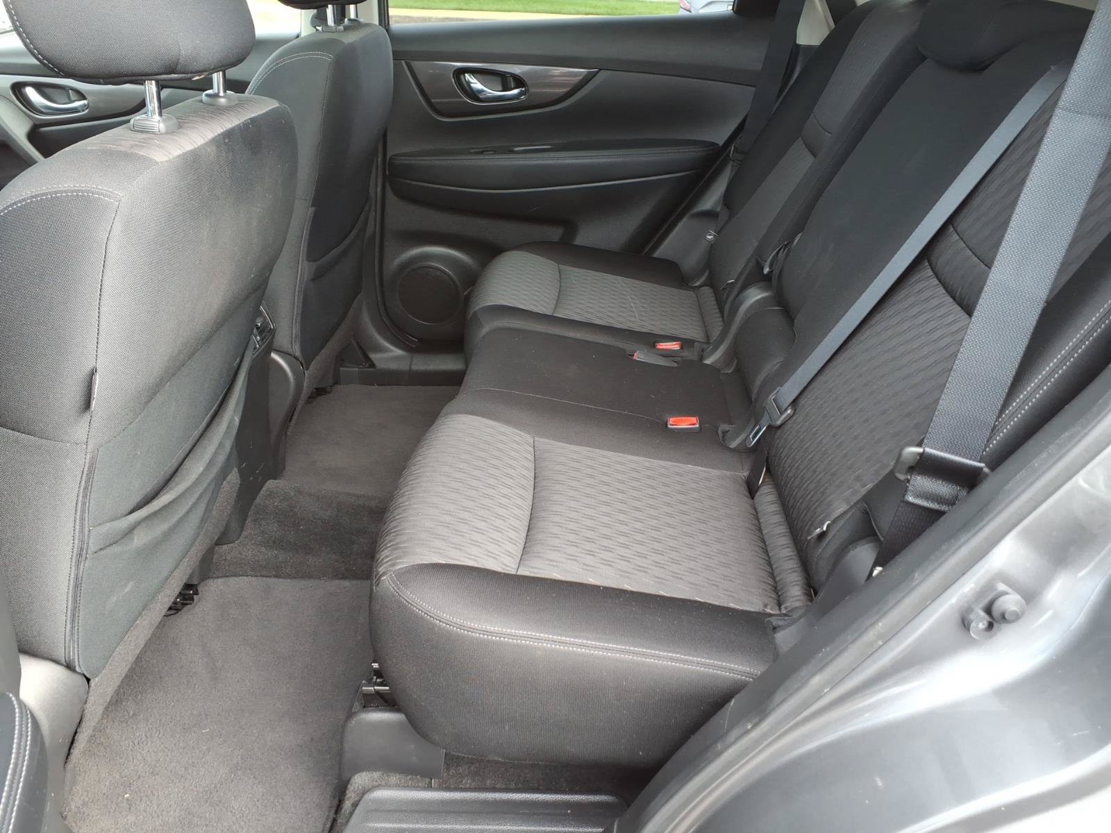 Used 2019 Nissan Rogue SV w/ Sun & Sound Touring Package AWD/4WD image 21