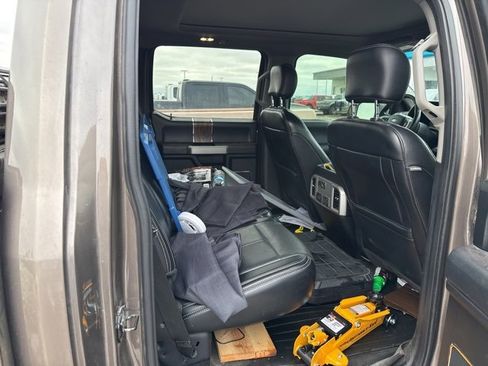 Used 2018 Ford F150 Lariat image 9