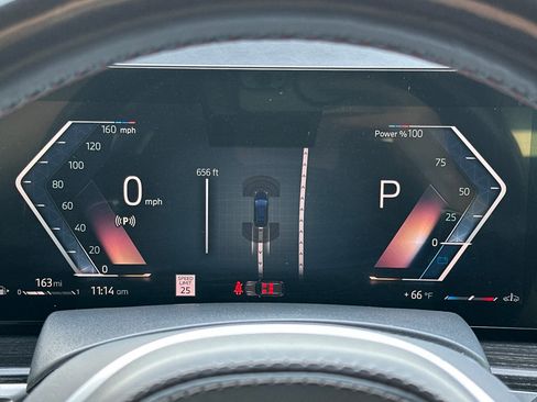 Used 2023 BMW X7 M60i w/ Executive Package image 26