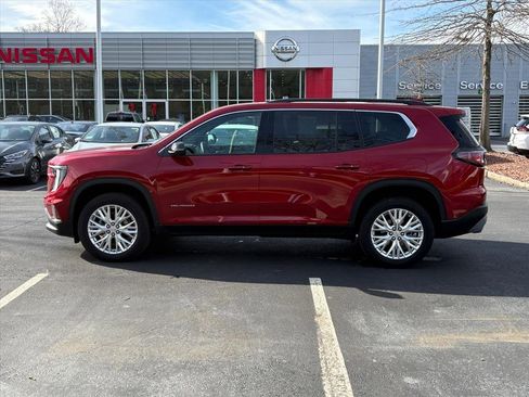 Used 2024 GMC Acadia Elevation w/ Luxury Package image 4