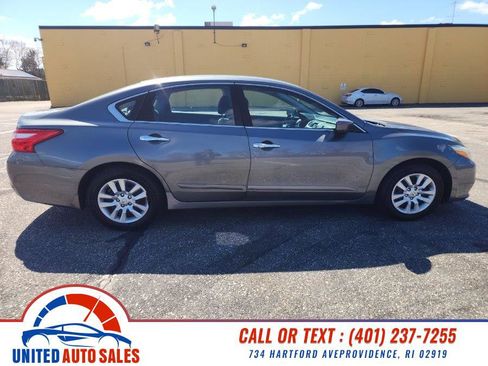 Used 2016 Nissan Altima 2.5 S w/ Power Driver Seat Package image 6