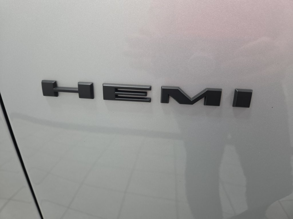 Used 2023 Dodge Durango R/T RWD image 22