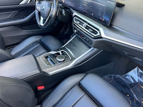 Used 2024 BMW 430i Convertible image 31