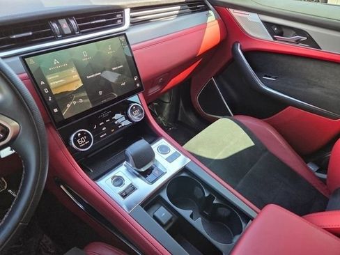 Used 2022 Jaguar F-PACE SVR AWD/4WD image 34
