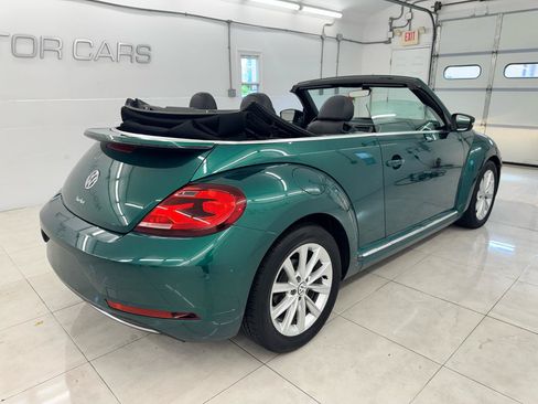 Used 2018 Volkswagen Beetle 2.0T SE FWD image 11