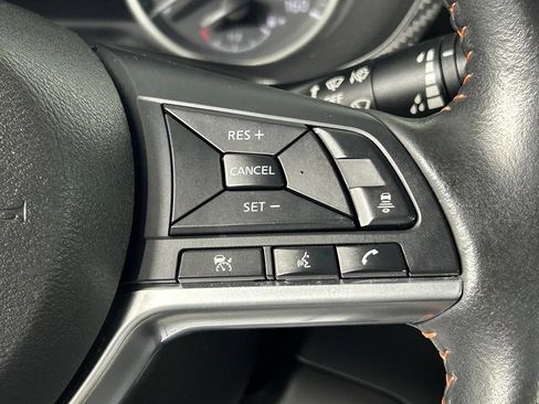 Used 2023 Nissan Sentra SR w/ SR Premium Package FWD image 25