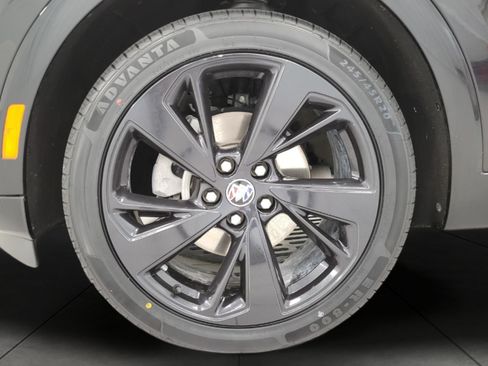 Used 2023 Buick Envision Preferred w/ Sport Touring Package AWD/4WD image 31
