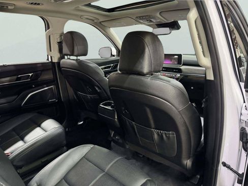 Used 2021 Kia Telluride SX w/ Towing Package FWD image 39